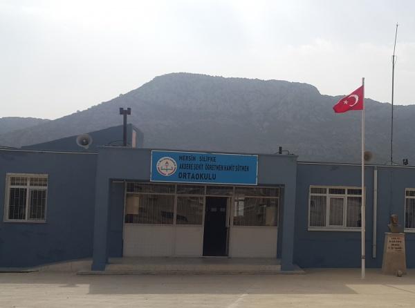 Akdere Şehit Öğretmen Hamit Sütmen Ortaokulu Fotoğrafı
